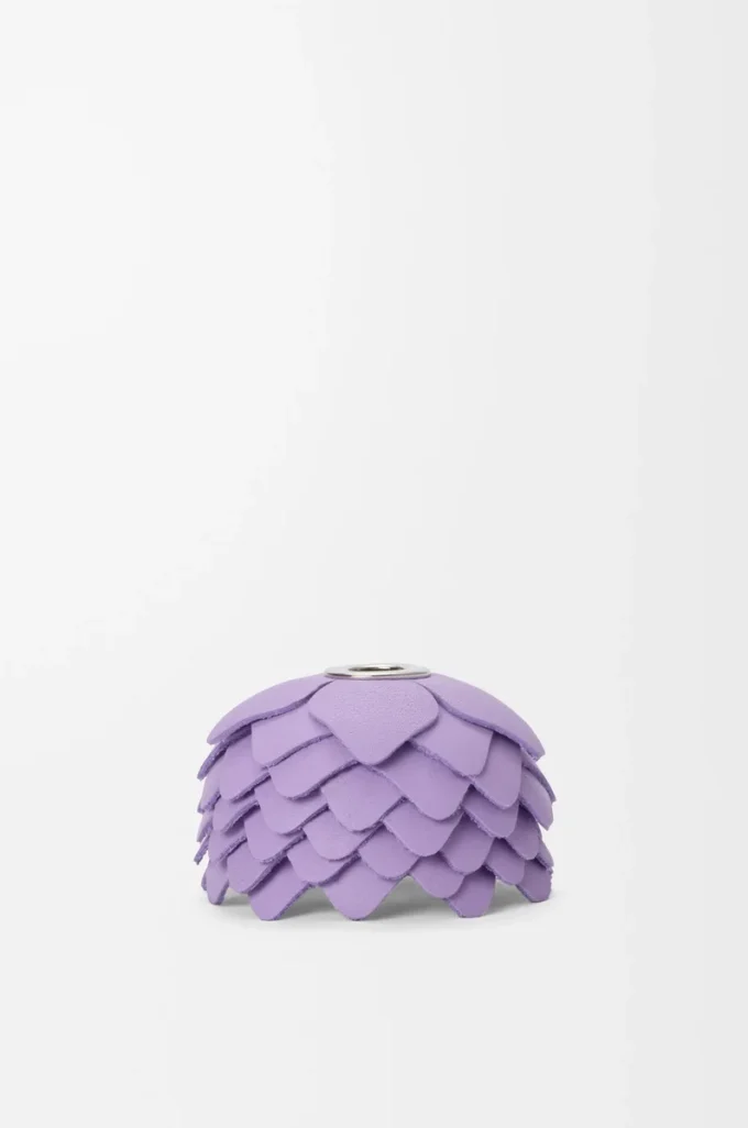 Small flower charm in calfskin Mauve Small flower charm in calfskin Mauve