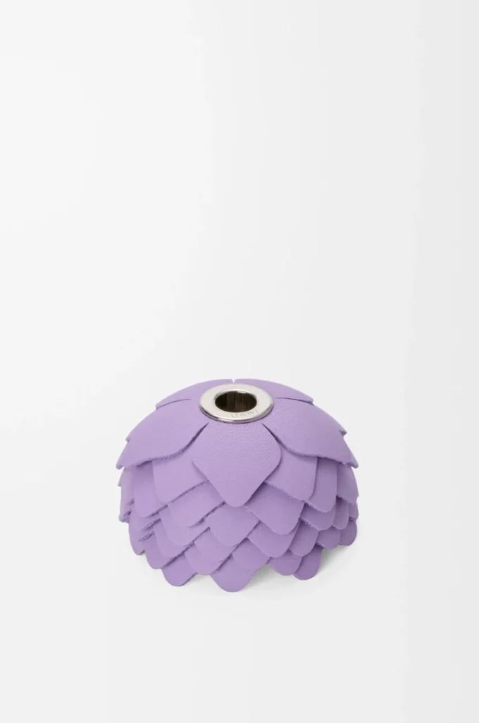 Small flower charm in calfskin Mauve Small flower charm in calfskin Mauve