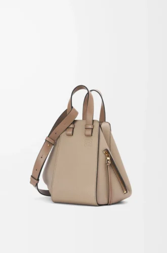 Small Hammock bag in soft grained calfskin Sand Small Hammock bag in soft grained calfskin Sand