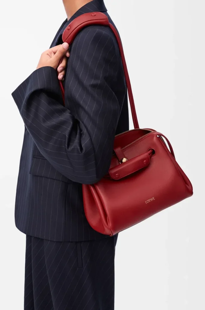 Small Madrid bag in supple calfskin Burnt Red Small Madrid bag in supple calfskin Burnt Red