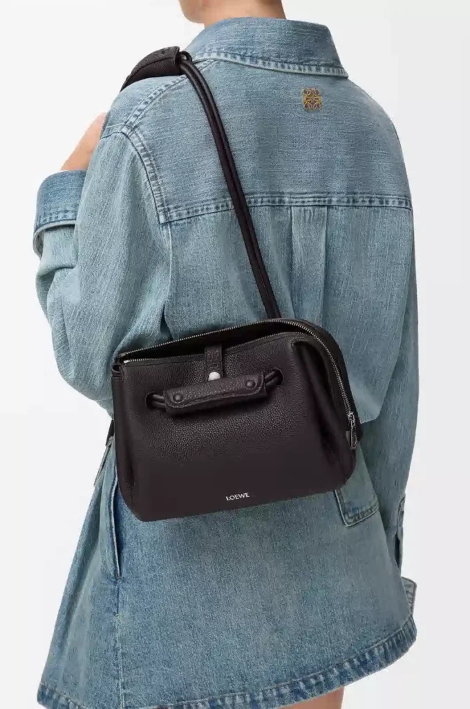 Small Madrid bag in supple grained calfskin Dark Ebony Small Madrid bag in supple grained calfskin Dark Ebony