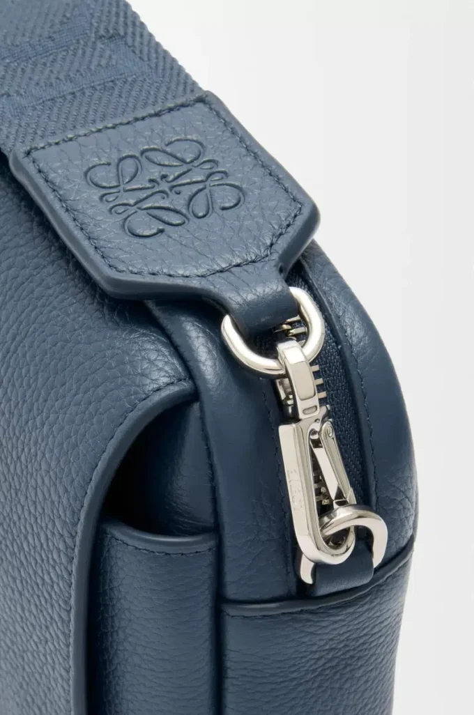 Small Pebble messenger bag in supple grained calfskin Indigo Dye Small Pebble messenger bag in supple grained calfskin Indigo Dye