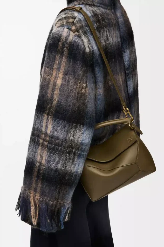 Small Puzzle Edge bag in classic calfskin Dark Khaki