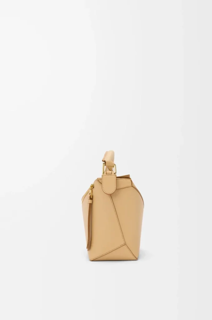 Small Puzzle Edge bag in classic calfskin Silk Beige Small Puzzle Edge bag in classic calfskin Silk Beige