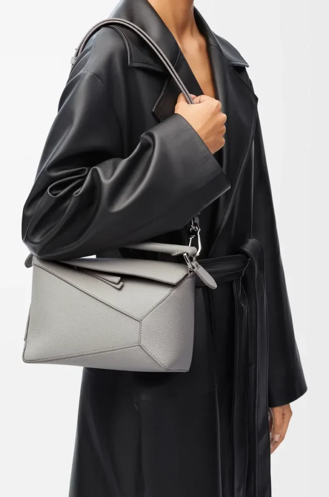 Small Puzzle Edge bag in soft grained calfskin Pearl Grey Small Puzzle Edge bag in soft grained calfskin Pearl Grey
