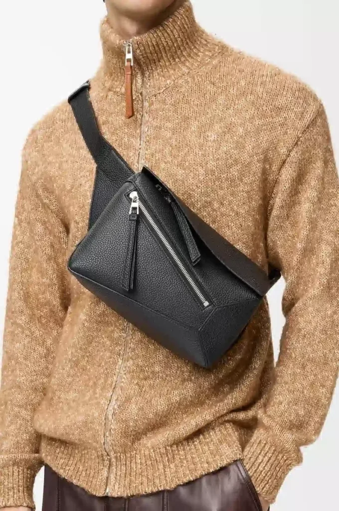 Small Puzzle Edge bumbag in classic calfskin Black