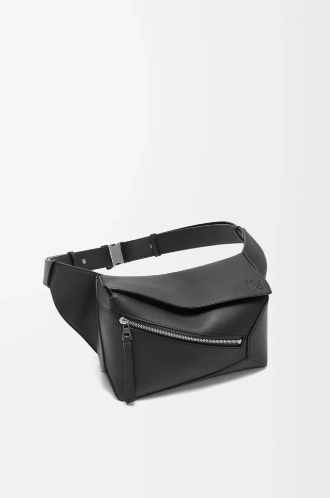 Small Puzzle Edge bumbag in classic calfskin Black