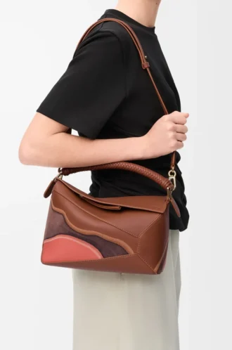 Small Puzzle Edge Landscape bag in nappa calfskin Pecan/Parrot Pink