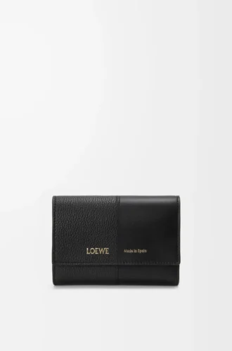 Small vertical wallet in smooth and grained calfskin Black