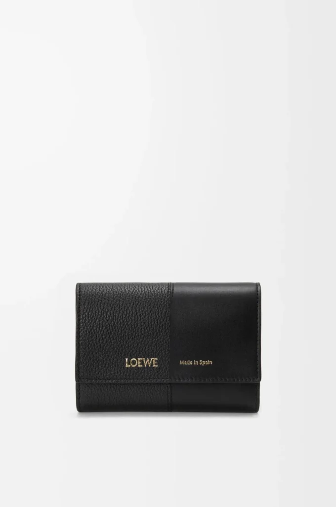 Small vertical wallet in smooth and grained calfskin Black Small vertical wallet in smooth and grained calfskin Black