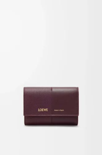 Small vertical wallet in smooth and grained calfskin Dark Burgundy