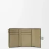Small vertical wallet in soft grained calfskin Frozen/Clay Small vertical wallet in soft grained calfskin Frozen/Clay