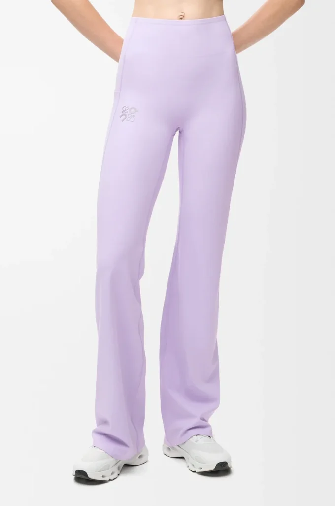 Soft bootleg pants in technical jersey Lilac