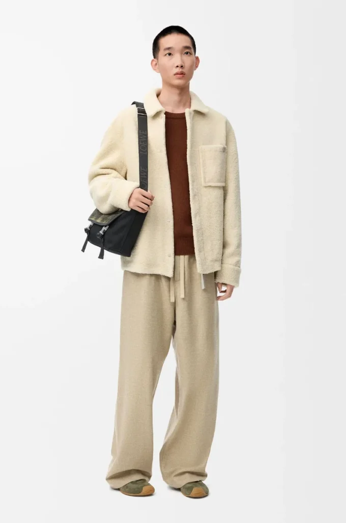 Sweater in wool Brown