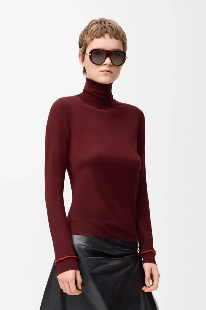 Sweater in wool Burgundy/Orange Sweater in wool Burgundy/Orange