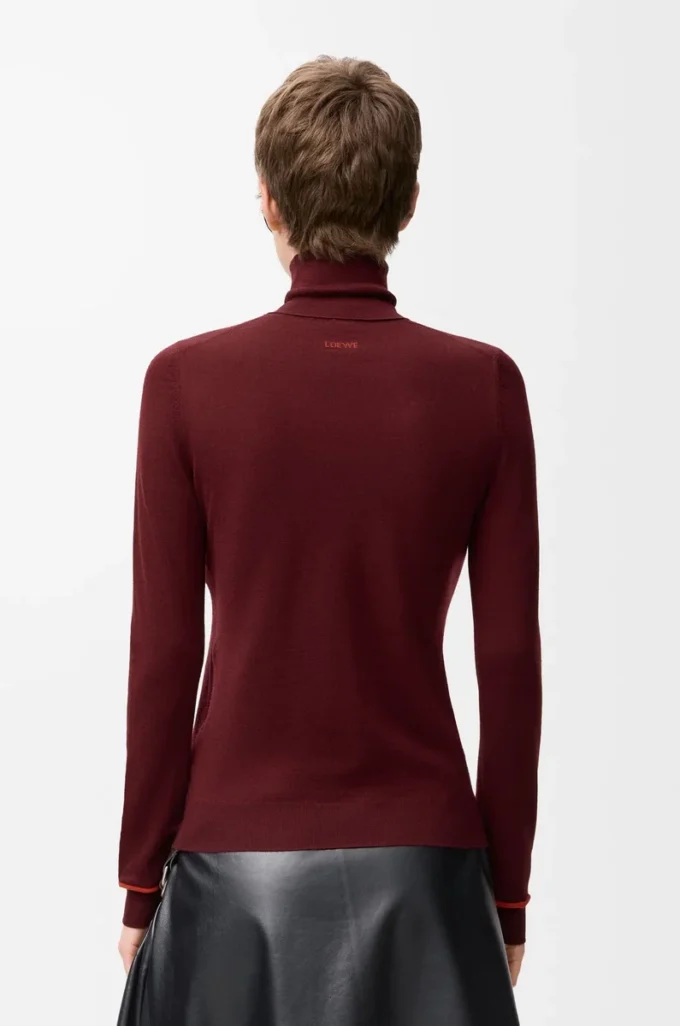 Sweater in wool Burgundy/Orange Sweater in wool Burgundy/Orange