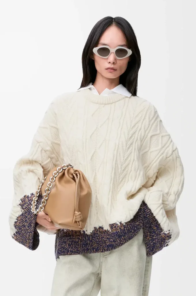 Sweater in wool Ecru/Brown Sweater in wool Ecru/Brown