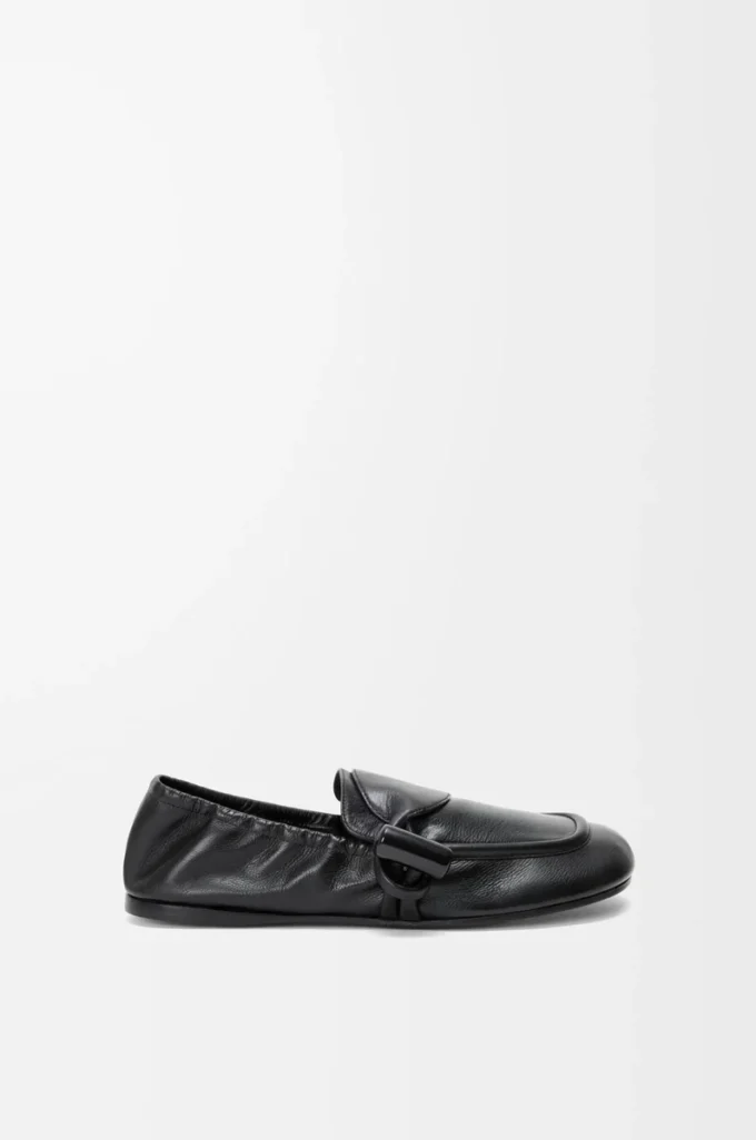Toggle loafer in shiny smooth calfskin Black