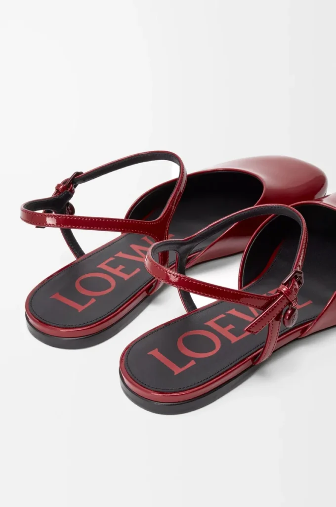 Toy ankle strap ballerina in soft patent lambskin Dark Red Toy ankle strap ballerina in soft patent lambskin Dark Red