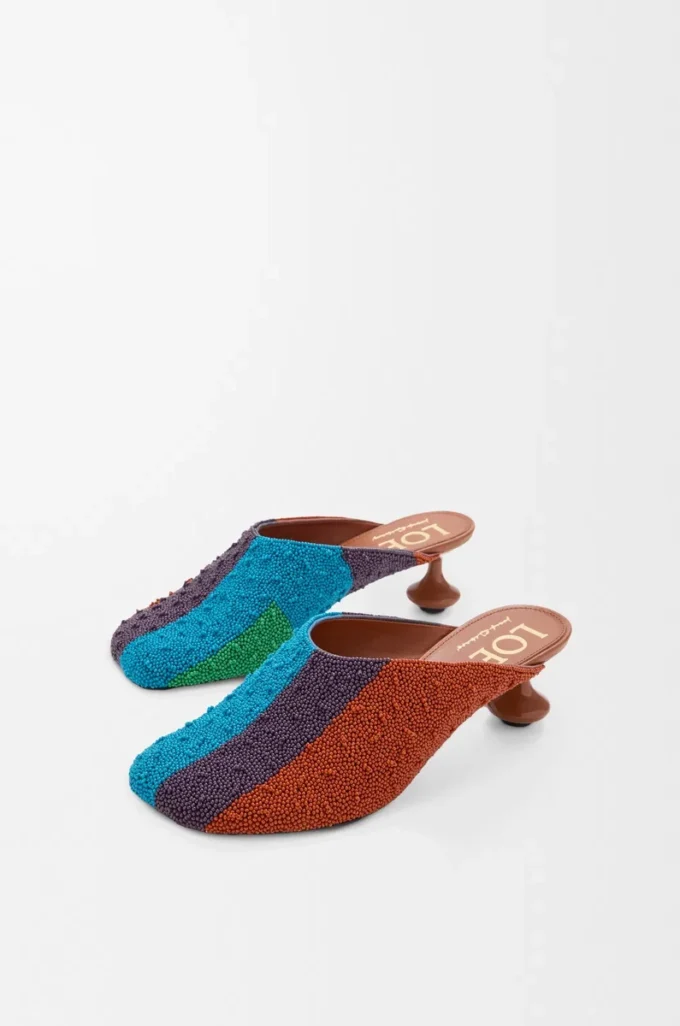 Toy mule in embroidered canvas Caramel/Bright Green Toy mule in embroidered canvas Caramel/Bright Green