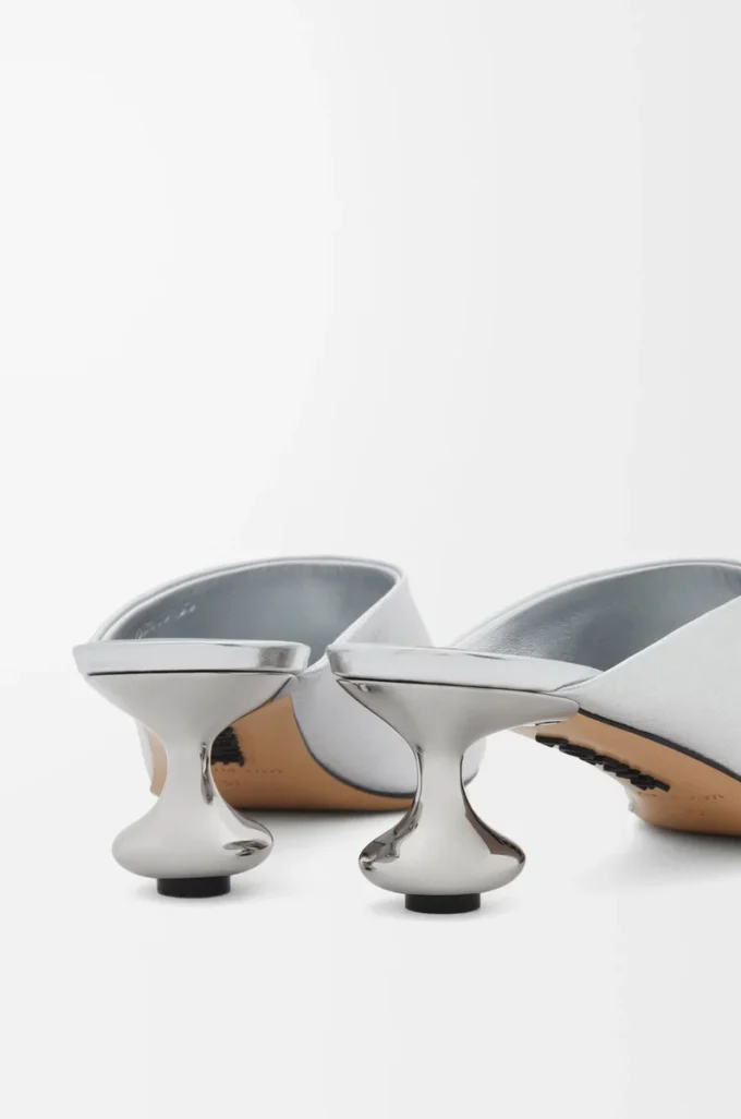 Toy mule in laminated lambskin Silver Toy mule in laminated lambskin Silver