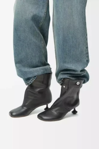 Toy Panta ankle bootie in lambskin Black