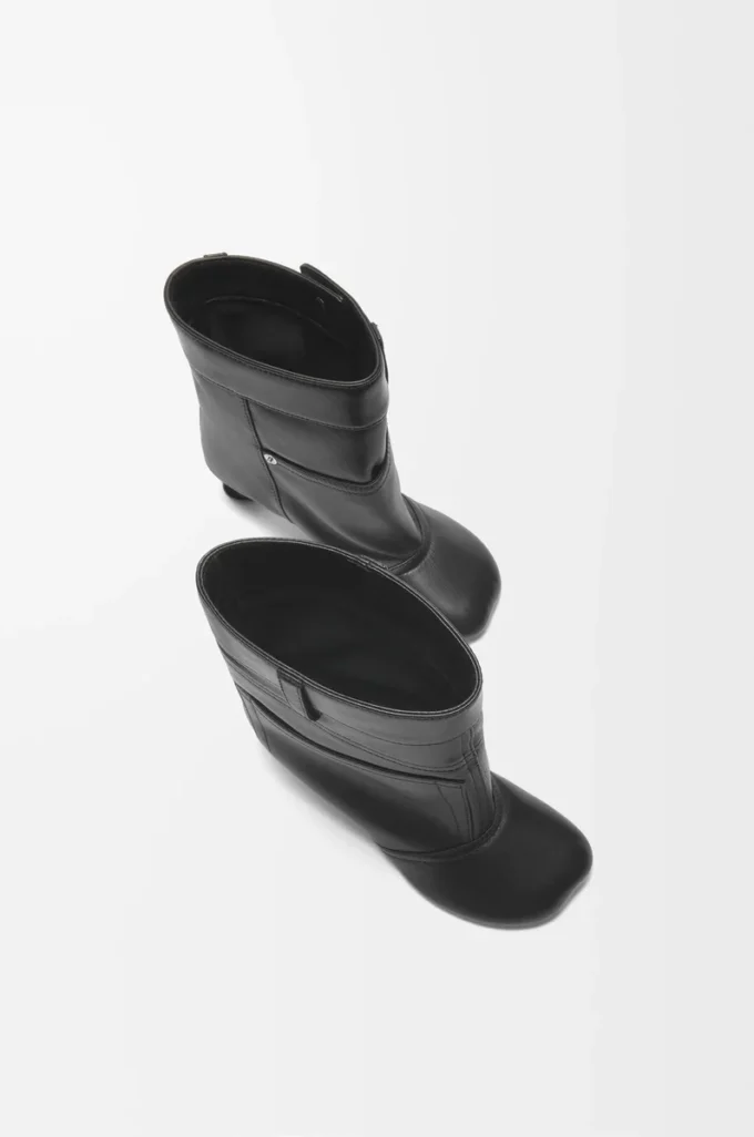 Toy Panta ankle bootie in lambskin Black