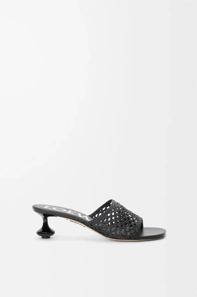 Toy slide in calfskin Black Toy slide in calfskin Black