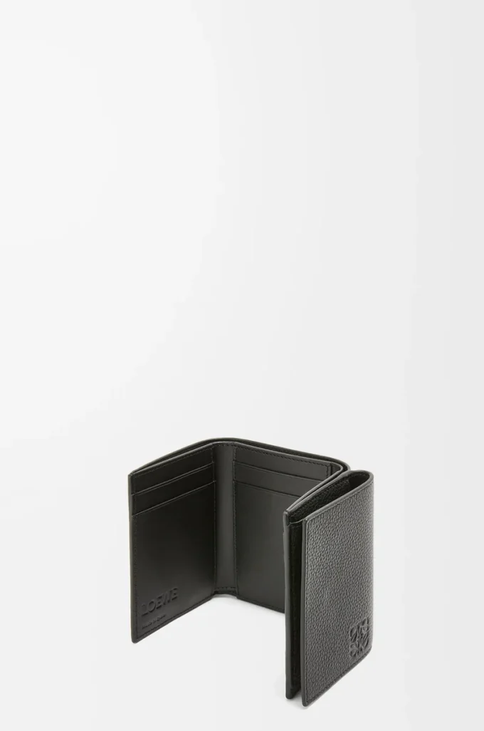 Trifold wallet in soft grained calfskin Black Trifold wallet in soft grained calfskin Black
