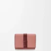 Trifold wallet in soft grained calfskin Blush/Mahogany Trifold wallet in soft grained calfskin Blush/Mahogany
