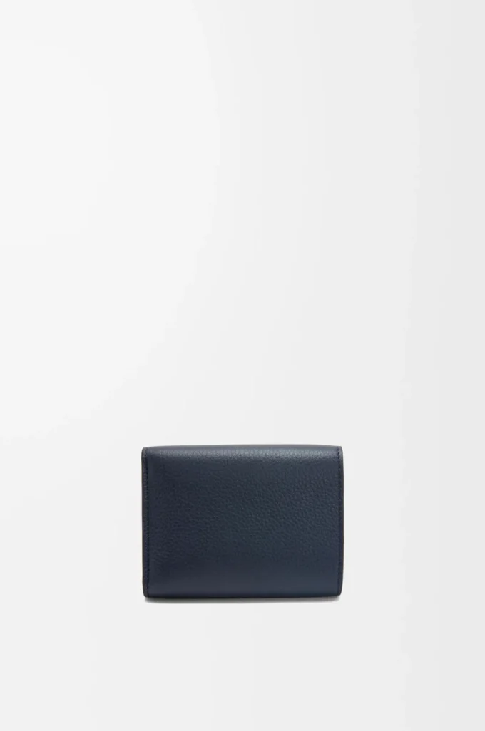 Trifold wallet in soft grained calfskin Deep Navy Trifold wallet in soft grained calfskin Deep Navy