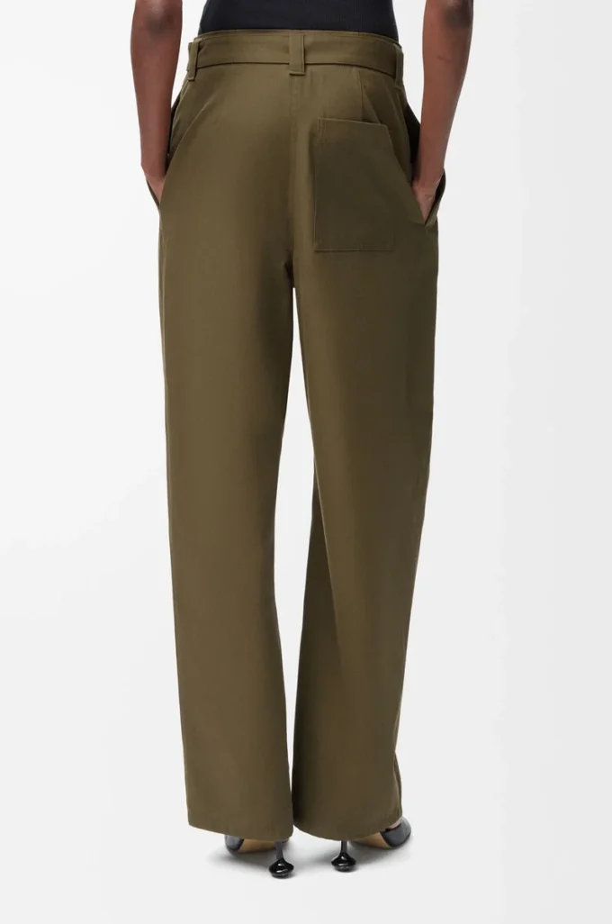 Trousers in cotton and silk Khaki Green Trousers in cotton and silk Khaki Green