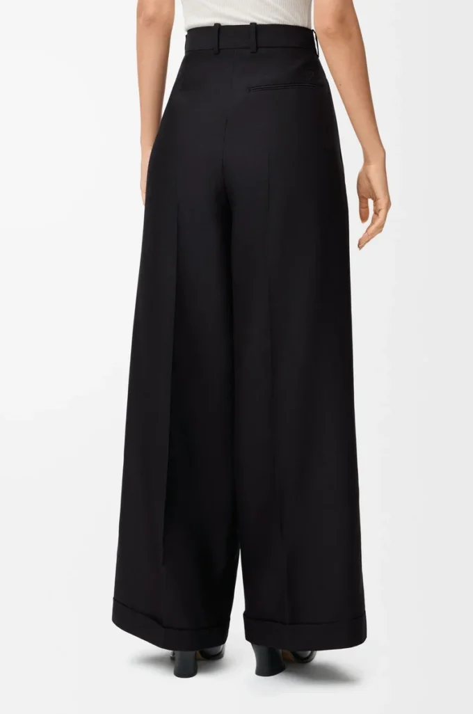 Trousers in wool and silk Black Trousers in wool and silk Black