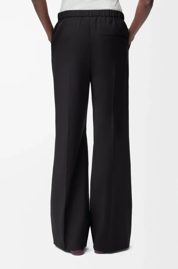 Trousers in wool Black Trousers in wool Black