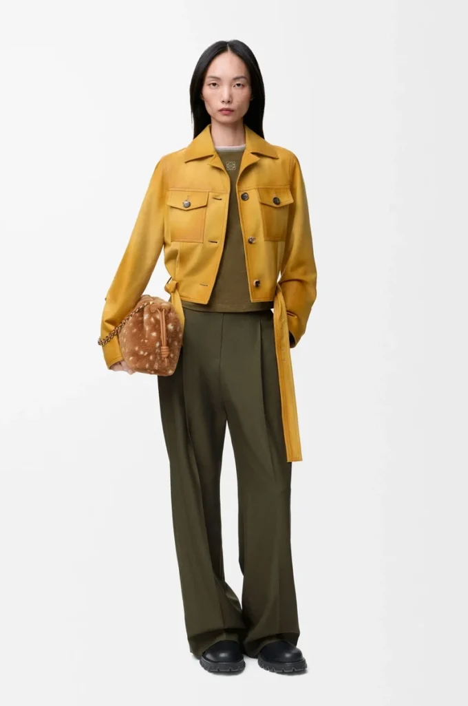 Trousers in wool Khaki Green Trousers in wool Khaki Green