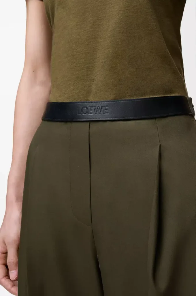 Trousers in wool Khaki Green Trousers in wool Khaki Green