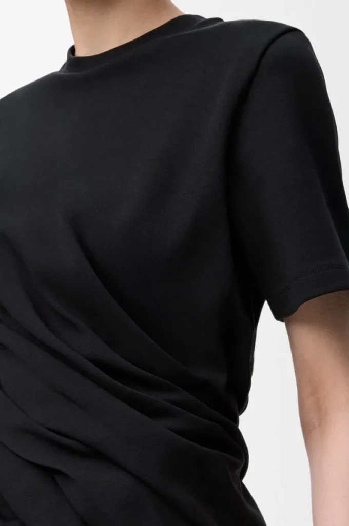 Twisted top in cotton blend Black Twisted top in cotton blend Black