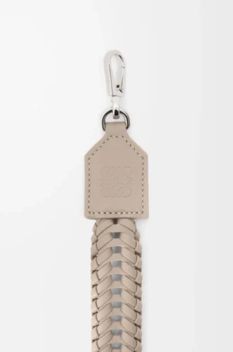 Woven strap in calfskin Clay