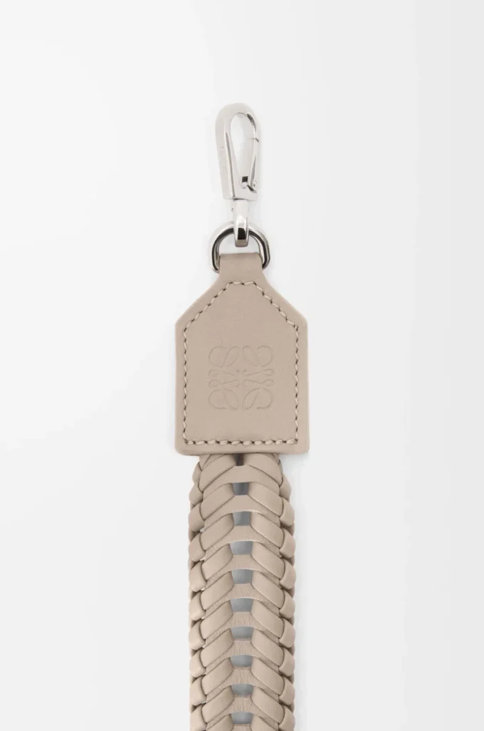 Woven strap in calfskin Clay Woven strap in calfskin Clay