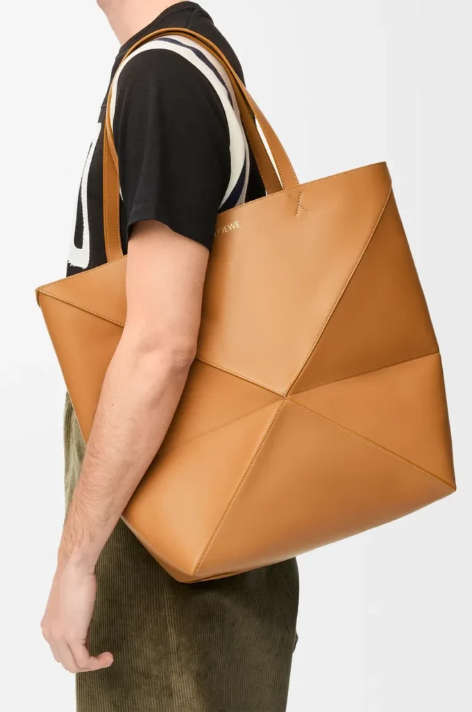 XL Puzzle Fold tote in shiny calfskin Warm Desert XL Puzzle Fold tote in shiny calfskin Warm Desert