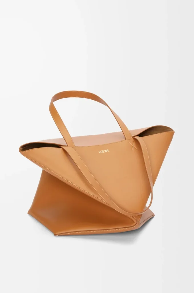 XL Puzzle Fold tote in shiny calfskin Warm Desert XL Puzzle Fold tote in shiny calfskin Warm Desert