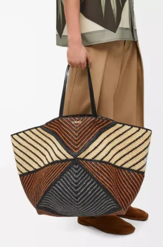 XXL Puzzle Fold Tote in raffia Natural/Honey Gold