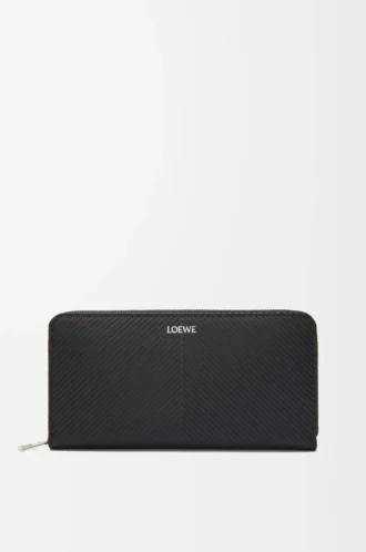 Zip around wallet in textured classic calfskin Black