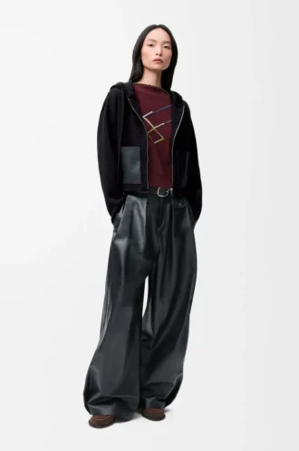 Zip-up hoodie in wool Black