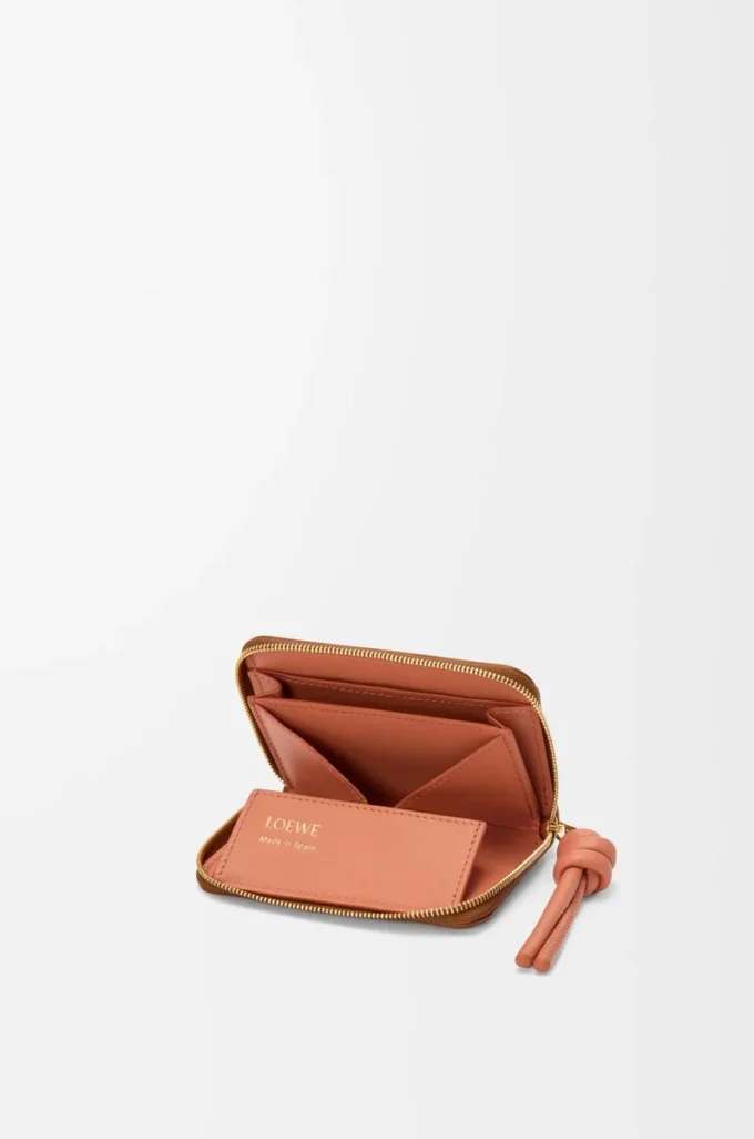 Zipped coin purse in shiny nappa calfskin Tan/Papaya Zipped coin purse in shiny nappa calfskin Tan/Papaya